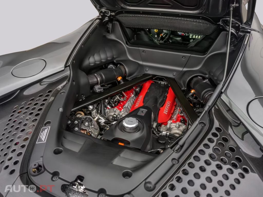 Ferrari SF90 Stradale I.V.A DEDUTIVEL