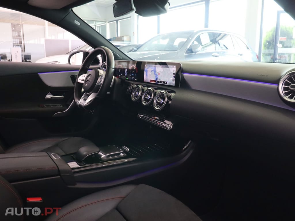 Mercedes-Benz A 250 AMG LINE