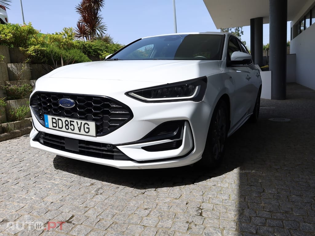 Ford Focus 1.0 EcoBoost MHEV ST-Line Aut.