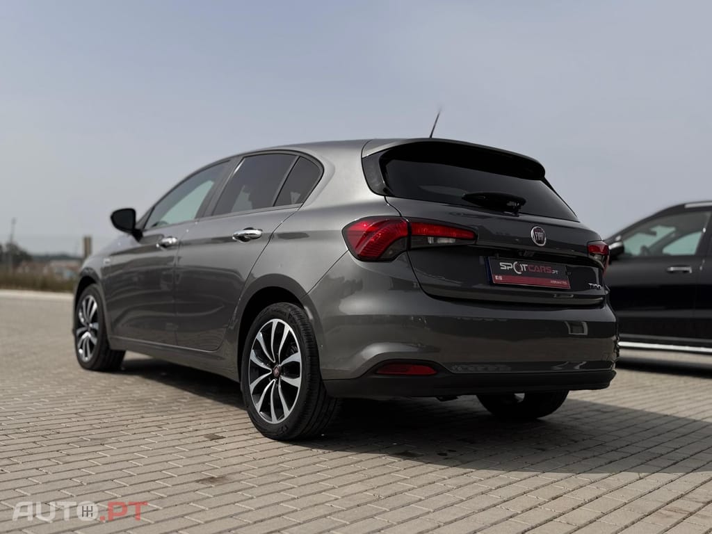 Fiat Tipo 1.3 M-Jet Lounge Tech J17