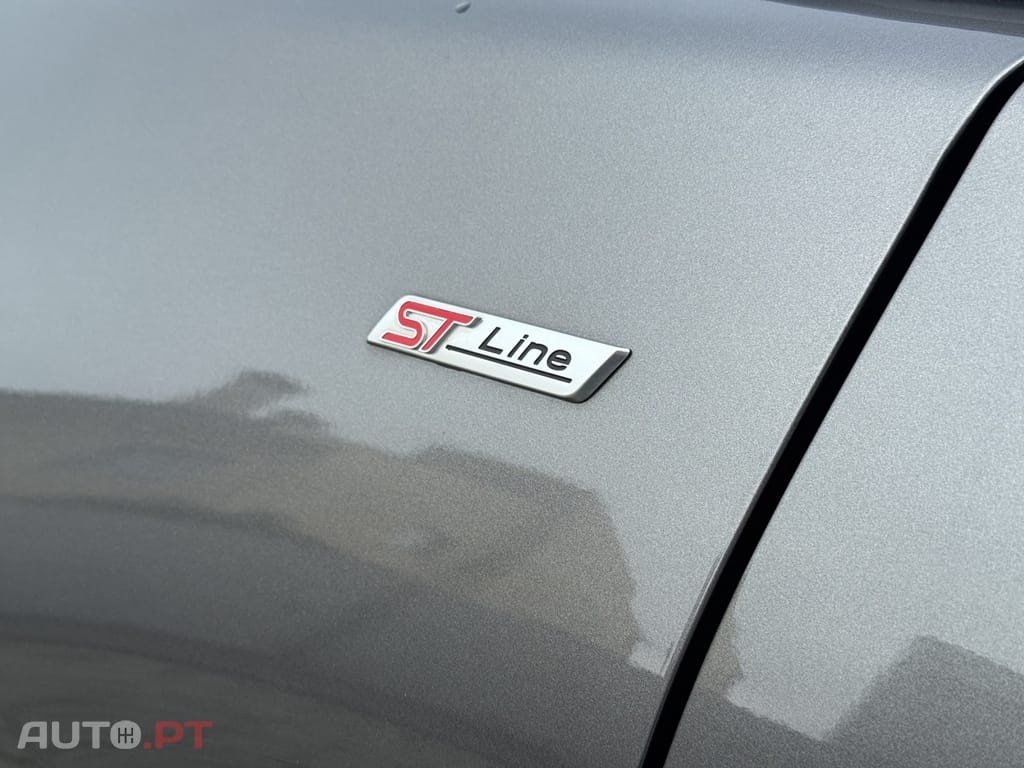 Ford Puma 1.0 EcoBoost MHEV ST-Line