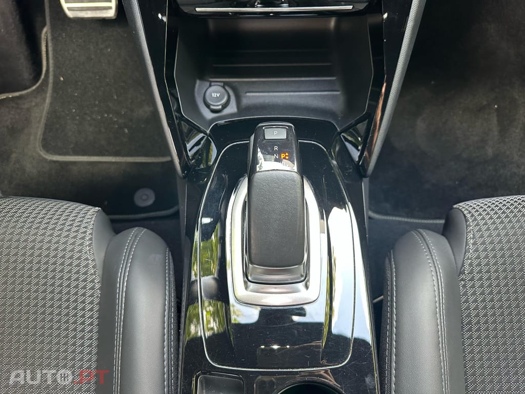 Peugeot E-208 50 kWh GT Line
