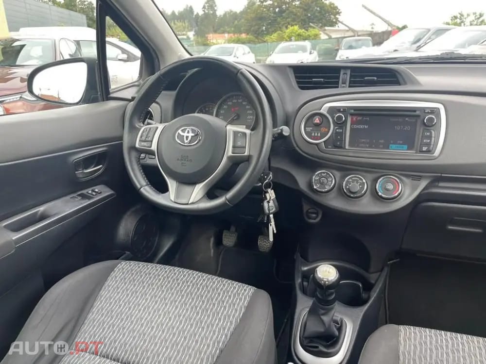 Toyota Yaris 1.0 VVT-i Comfort