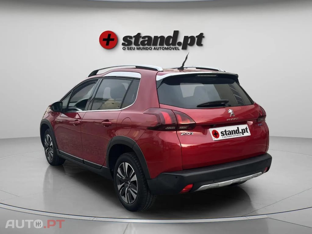 Peugeot 2008 1.2 PureTech Allure