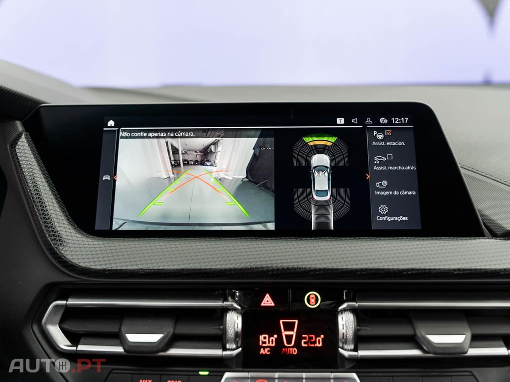 BMW 218 i Advantage