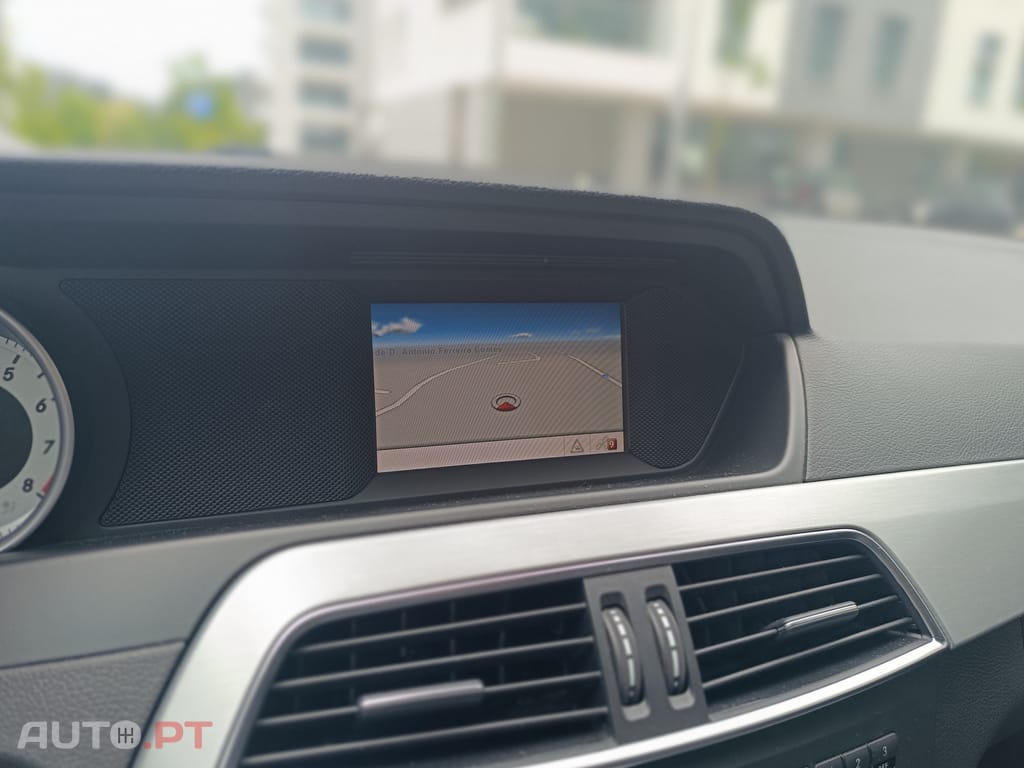 Mercedes-Benz C 180 CGi Avantgarde BlueEfficiency Aut.