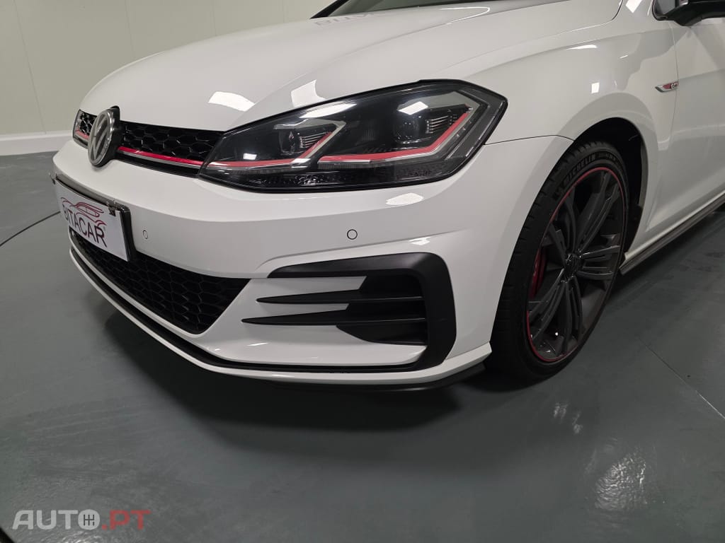 Volkswagen Golf 2.0 TSI GTI DSG Performance