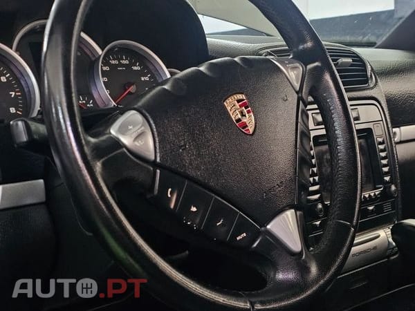 Porsche Cayenne S Tiptronic