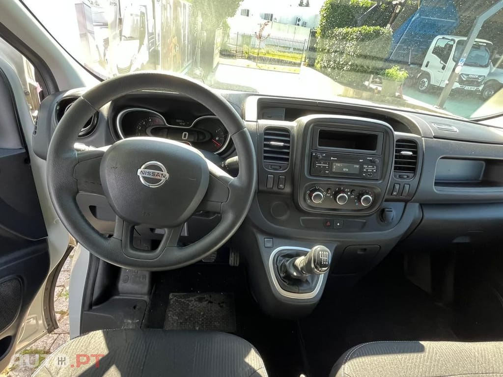 Nissan NV300 3 LUGARES L1 H2