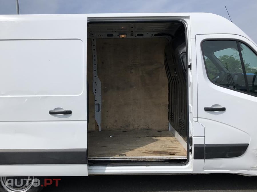 Renault Master 2.3 dCi L2H2 3.3T