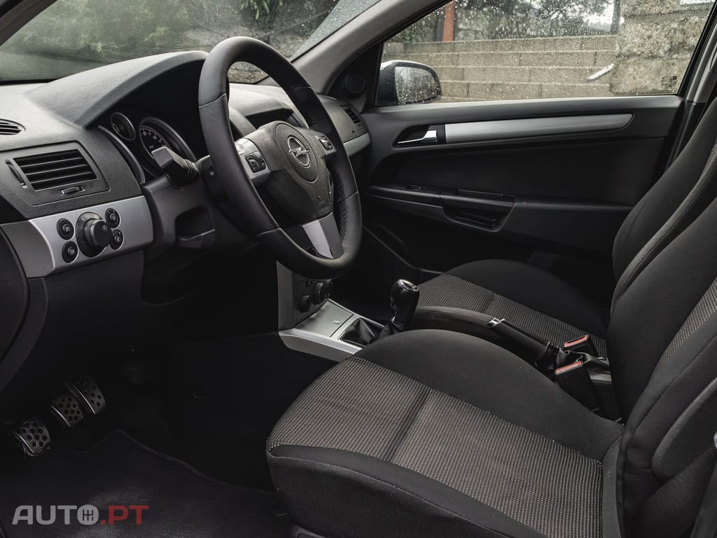 Opel Astra 1.7 CDTi Cosmo