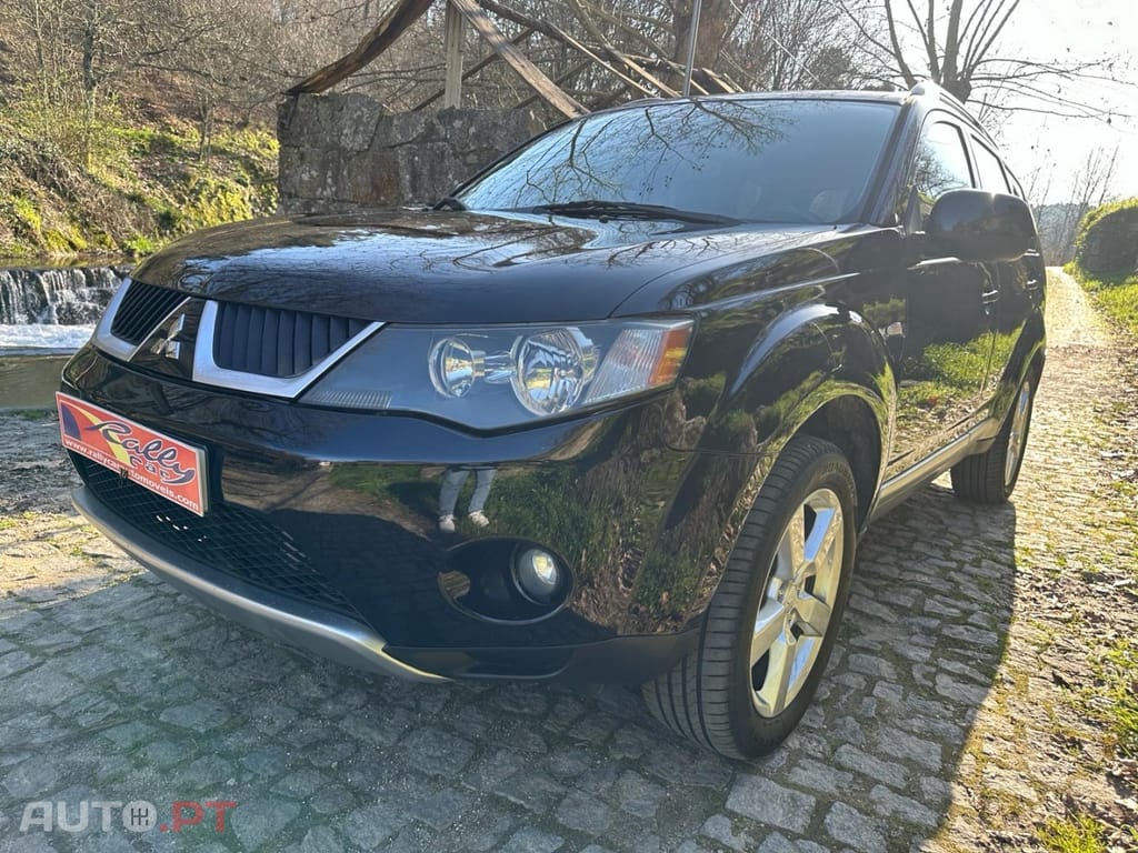 Mitsubishi Outlander 2.0 DI-D Intense 4WD