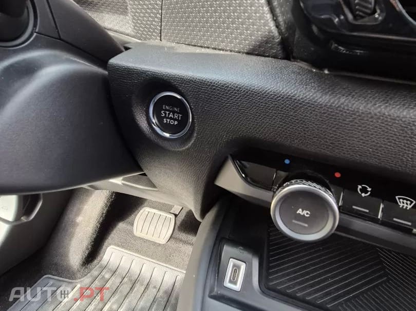 Citroen C4 1.5 BlueHDi Shine Pack EAT8