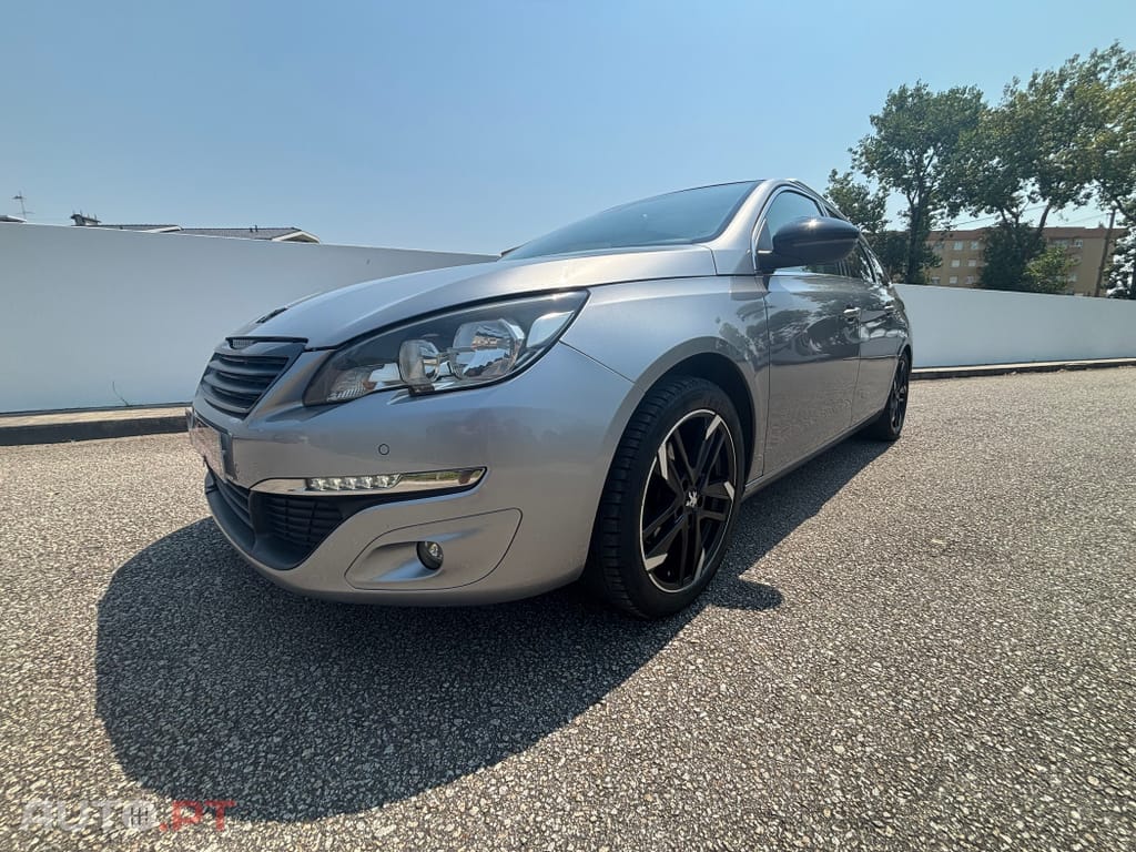 Peugeot 308 1.6 BlueHDi Allure J17