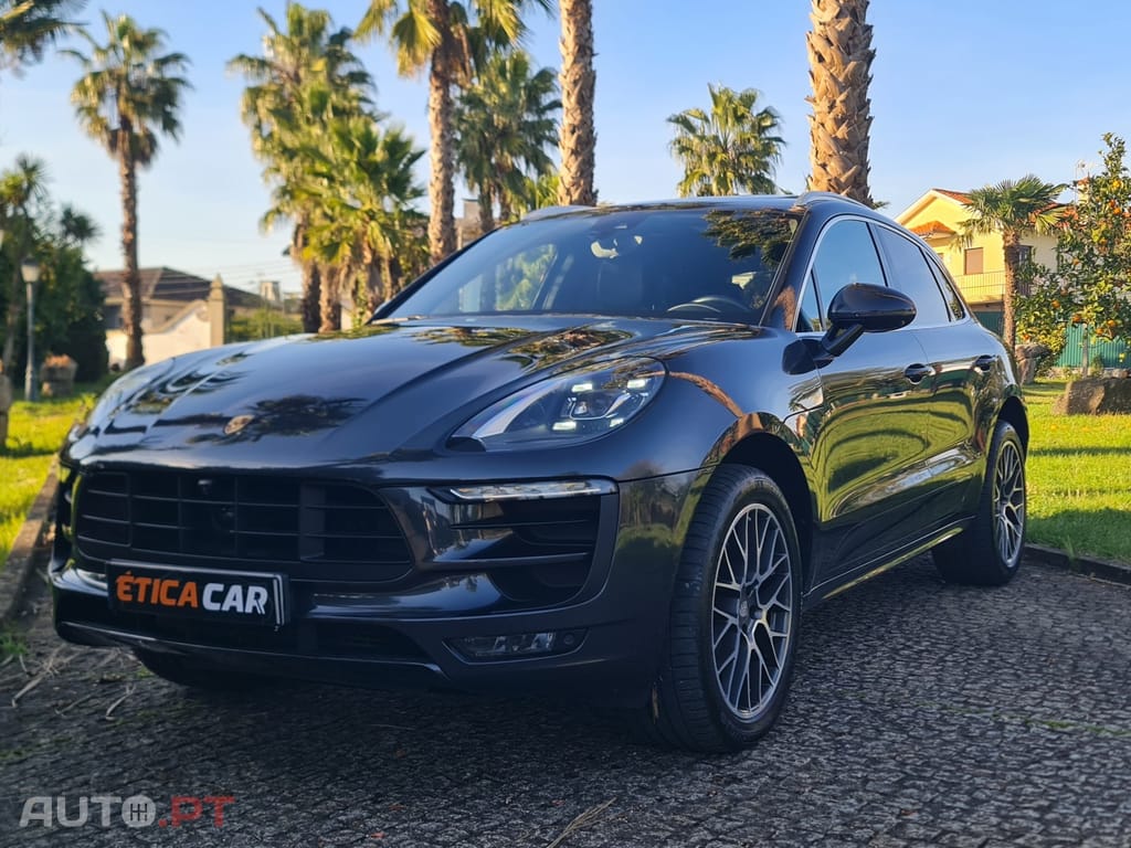Porsche Macan Outro