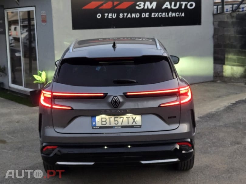 Renault Espace Iconic