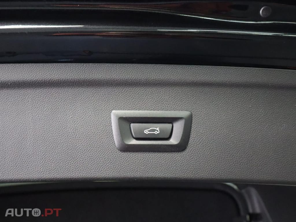 BMW iX xDrive40