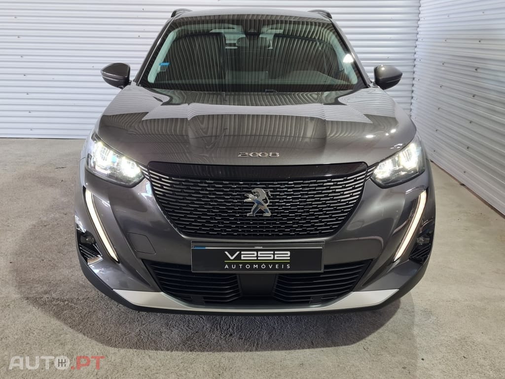 Peugeot E-2008 50 kWh Allure