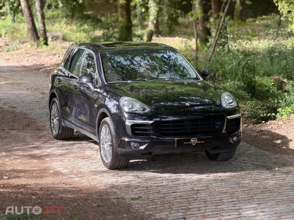 Porsche Cayenne S E-Hybrid Platinum Edition