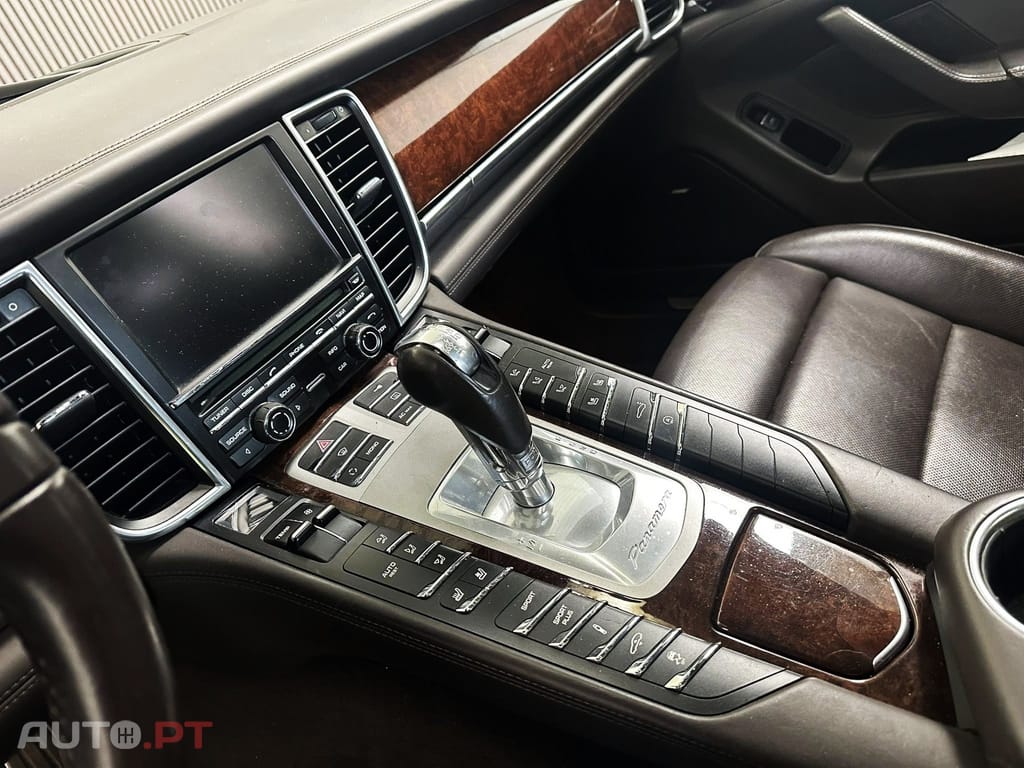 Porsche Panamera PDK