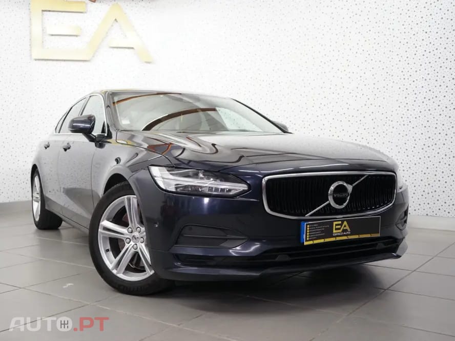 Volvo S90 2.0 D5 Momentum AWD Geartronic