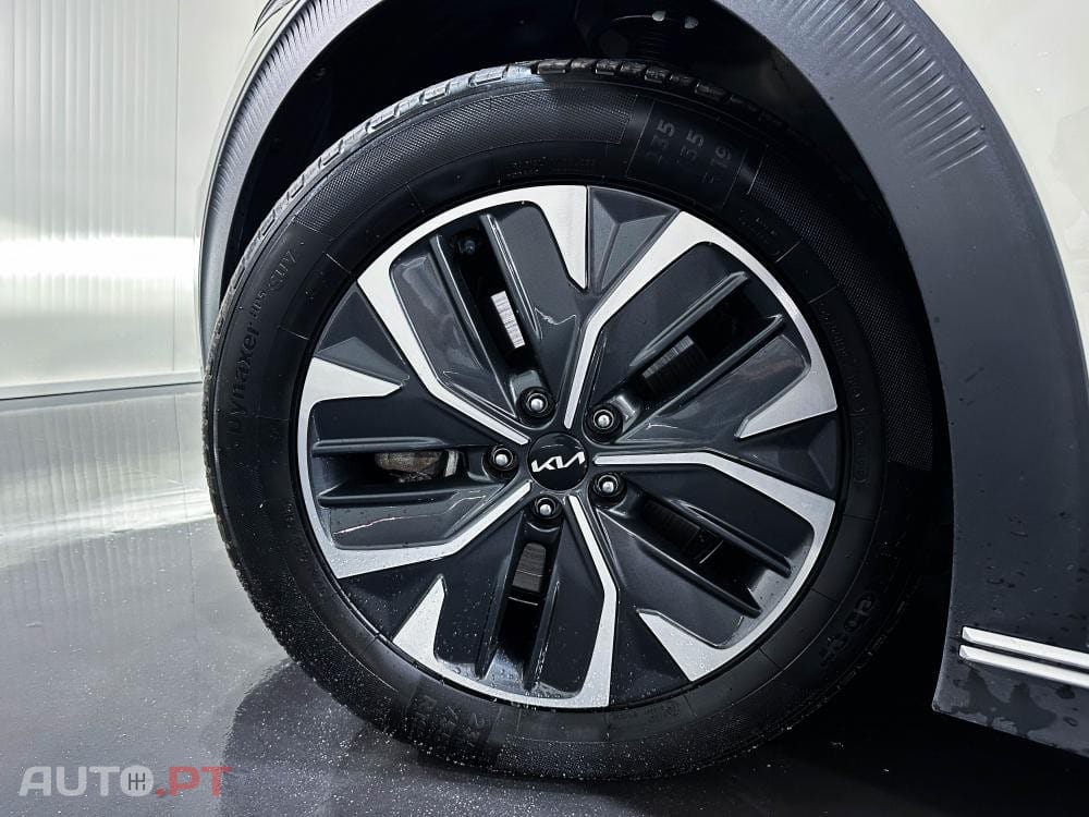 Kia EV6 77.4 kWh Tech
