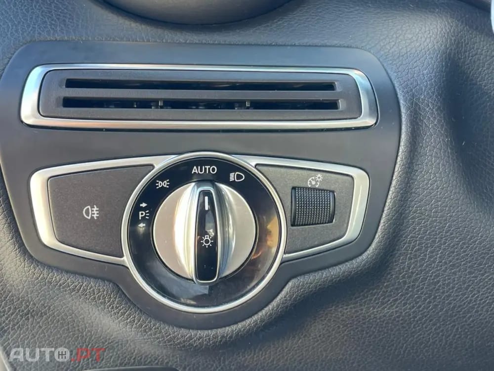 Mercedes-Benz C 220 d 9G-TRONIC AMG Line