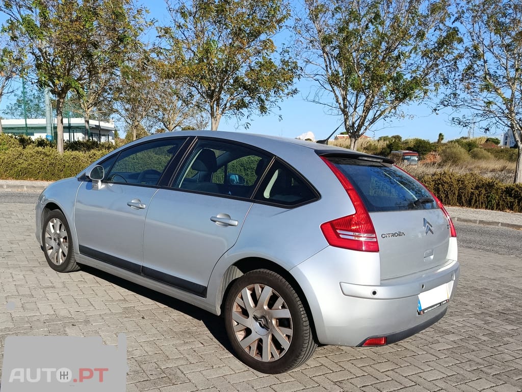 Citroen C4 1.6 HDi 110 cv VTR Pack