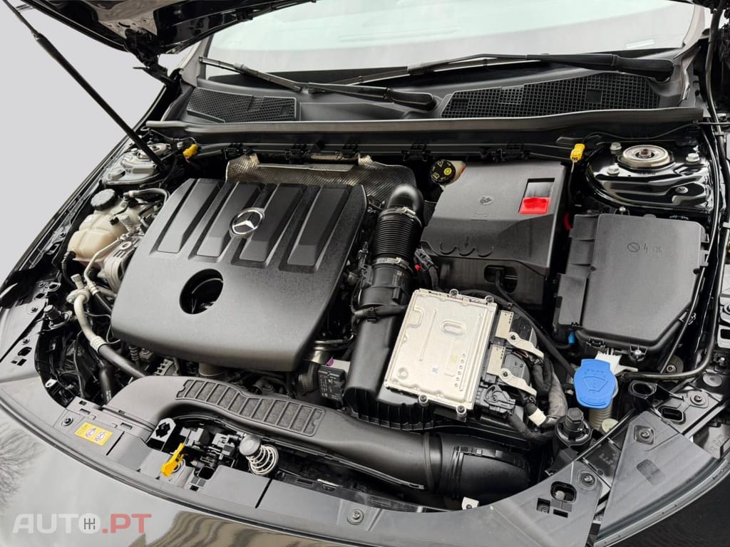 Mercedes-Benz CLA 180 D Business DCT