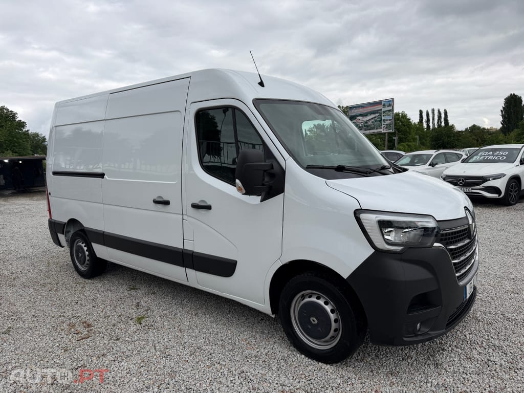 Renault Master 2.3 dCi L2H2 3.3T SS