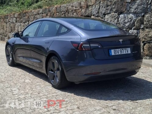 Tesla Model 3 Long Range AWD Dual Motor