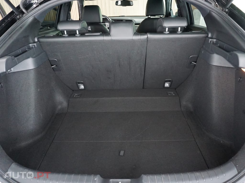 Honda Civic 1.0 i-VTEC Turbo Executive Sport Line