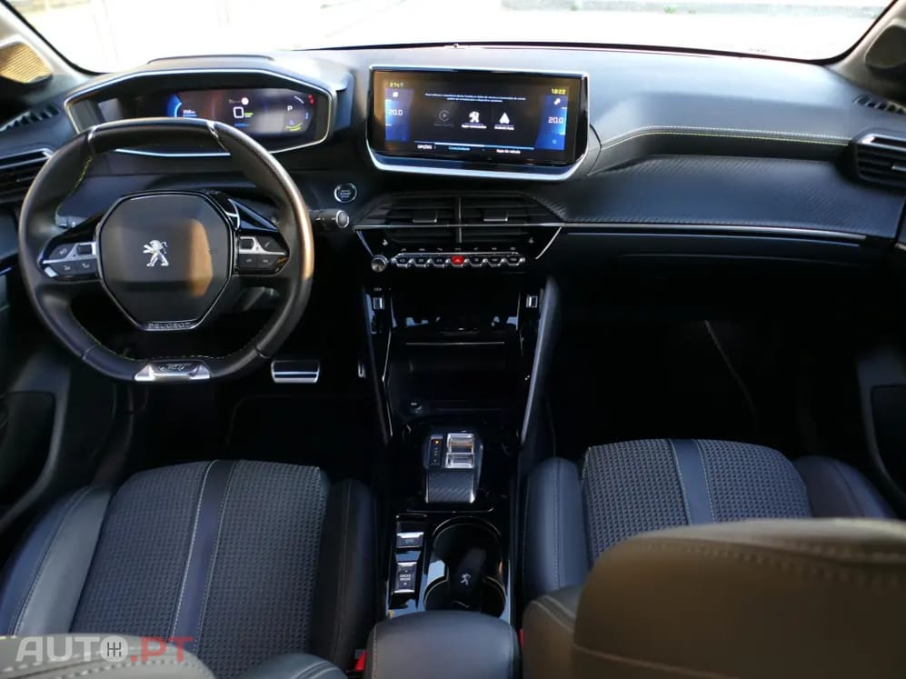 Peugeot E-208 50 kWh GT