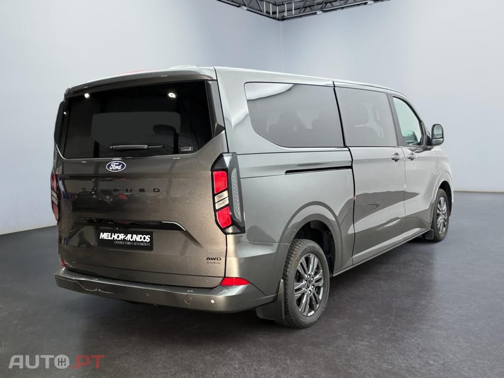 Ford Tourneo 2.0 EcoBlue Titanium Aut.