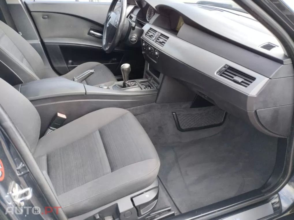 BMW 525 XiA Touring