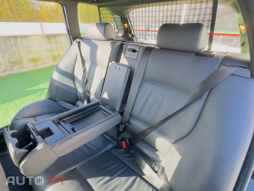 BMW 320 dA Sport — fotografia 17