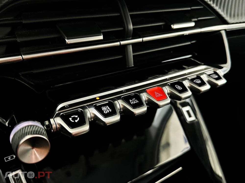 Peugeot E-208 50 kWh Allure Pack