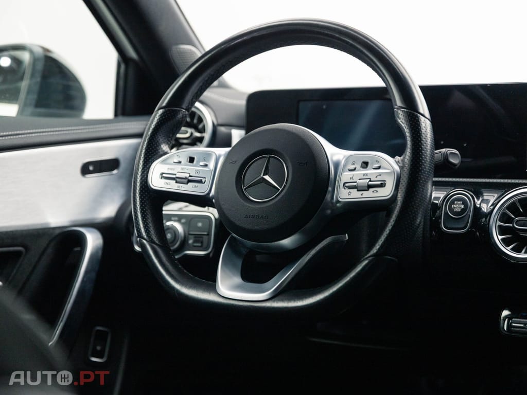 Mercedes-Benz A 250 e AMG Line