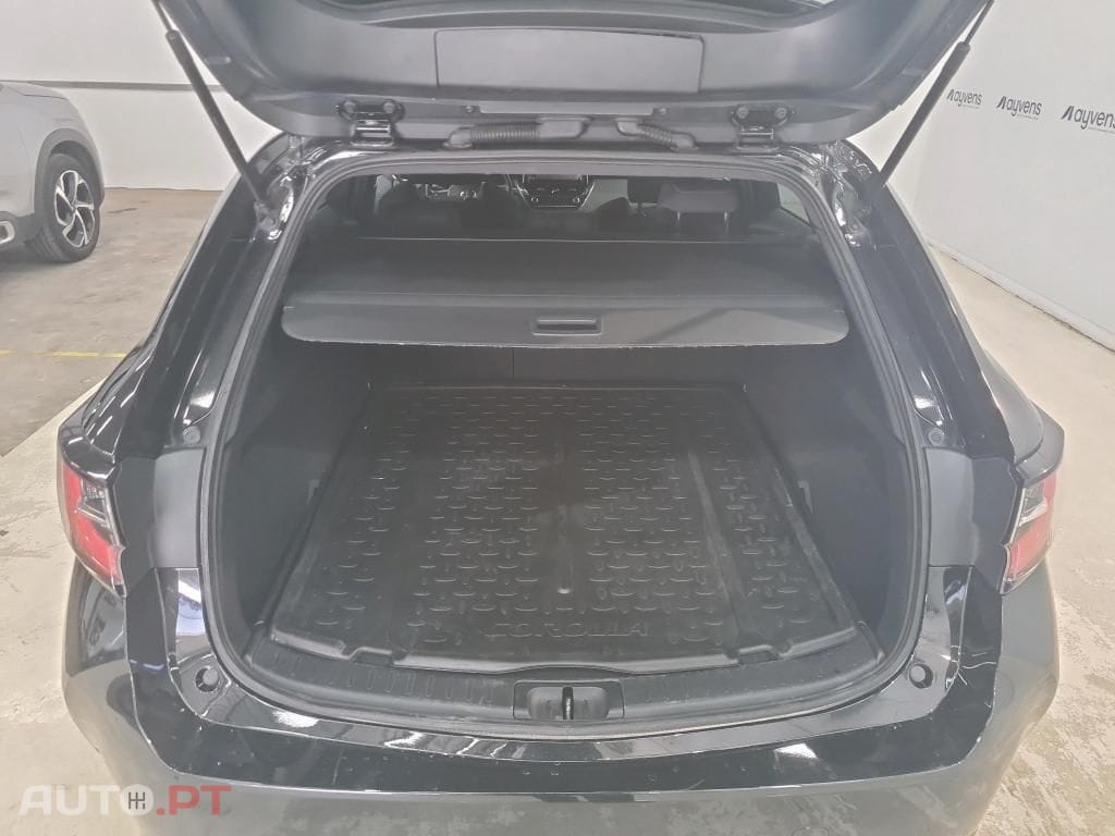 Toyota Corolla Touring Sports 1.8 Hybrid Comfort+P.Sport