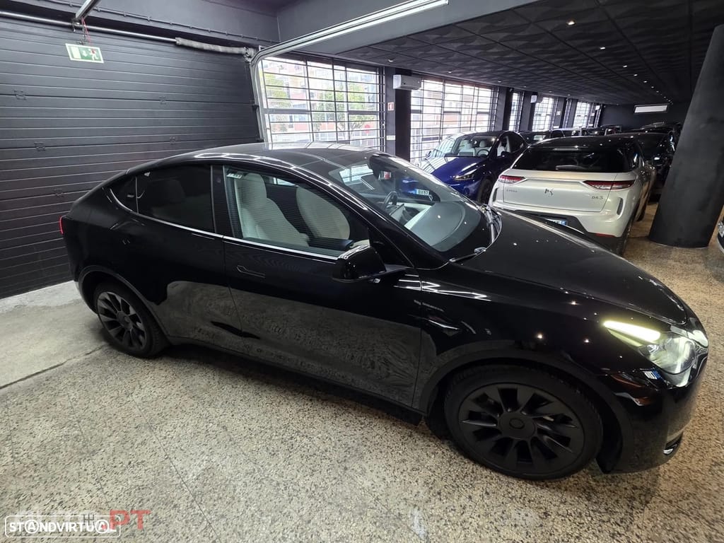 Tesla Model Y Long Range Dual Motor AWD