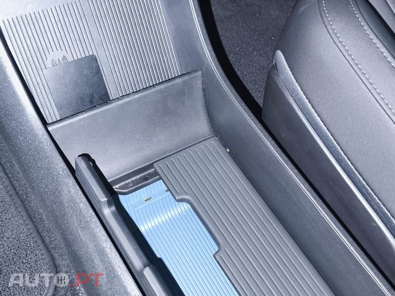 Volvo EX30 Single Motor Extended Range RWD Ultra