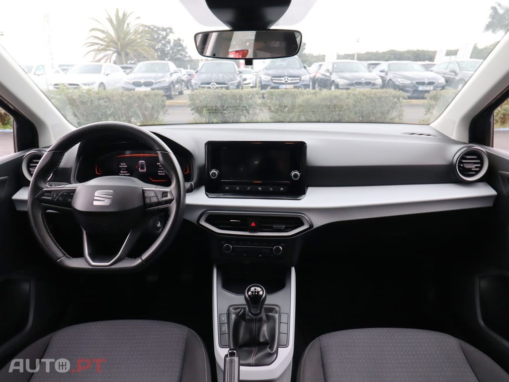 SEAT Arona 1.0 TSI Style — fotografia 8