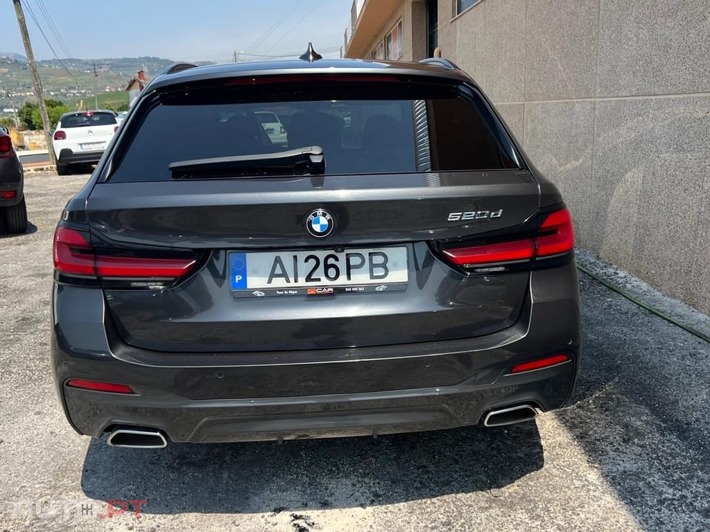 BMW 520 d Pack Desportivo M Auto