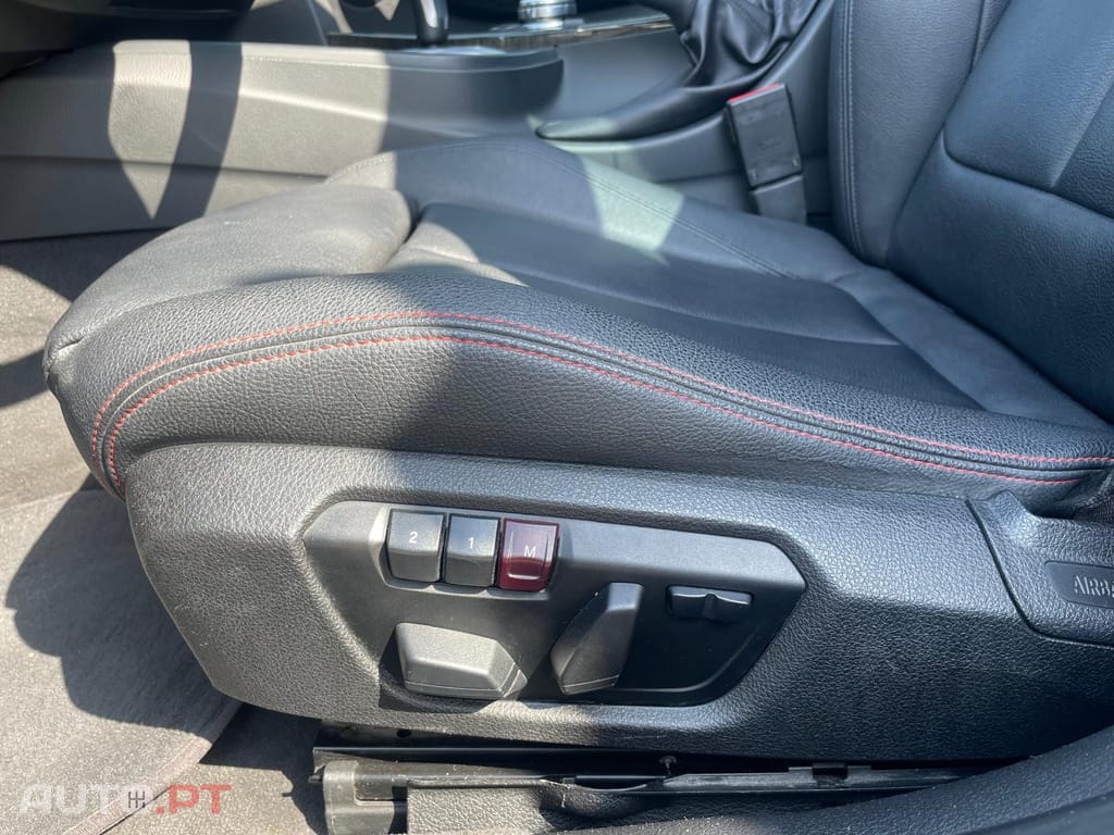 BMW 328 i Auto Line Sport