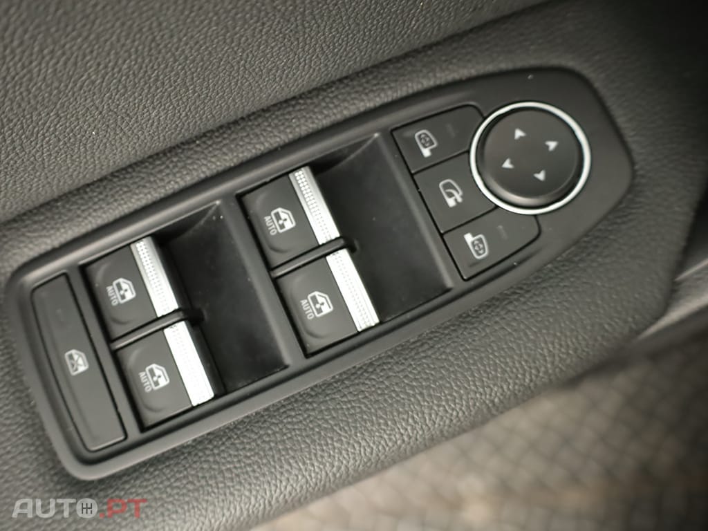 Renault Captur Captur 1.0 TCe Techno Bi-Fuel