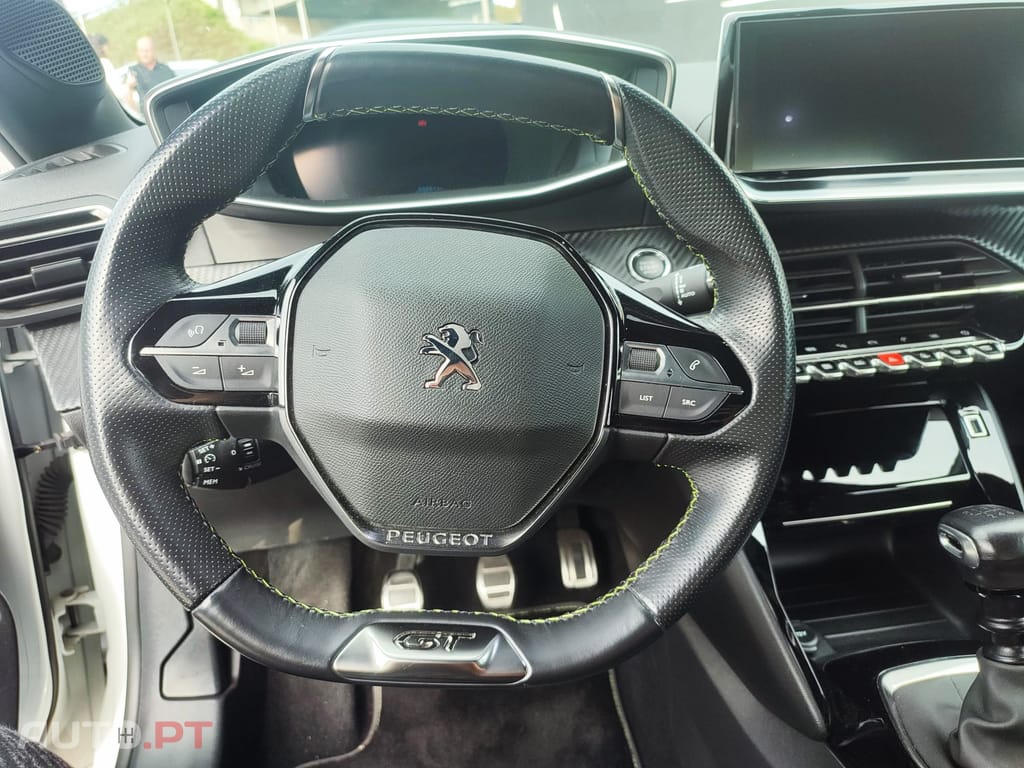 Peugeot 208 1.5 BlueHDi GT Line