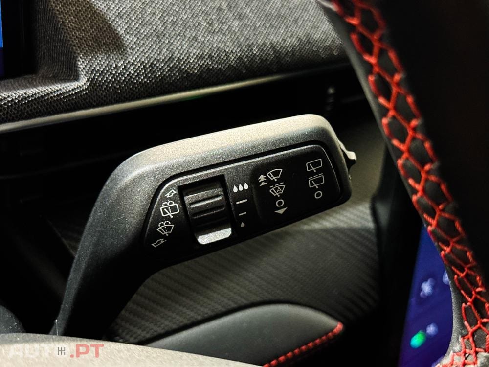 Ford Mustang Mach-E AWD PREMIUM
