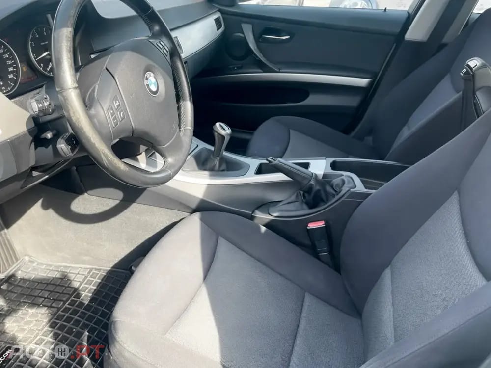 BMW 320 i Touring Selo Antigo