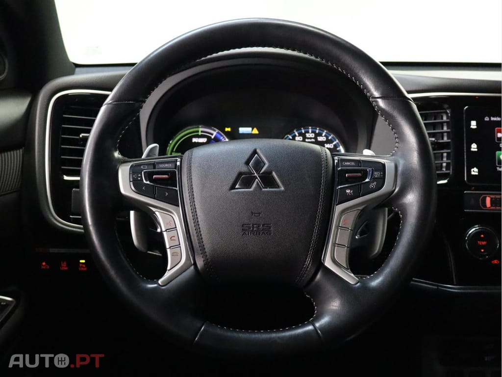 Mitsubishi Outlander 2.4 PHEV Instyle