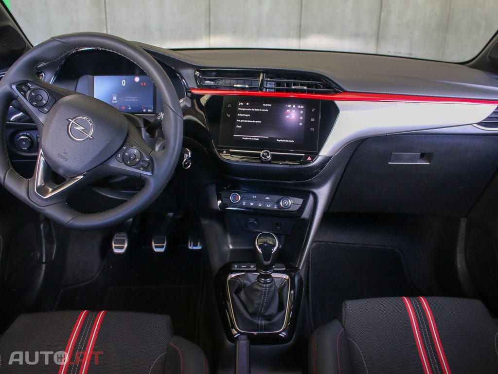 Opel Corsa 1.2 T GS Line